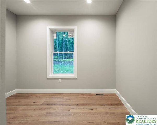 141 Lookout Court, Pocono Twp, PA 18332