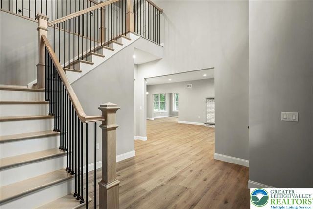 141 Lookout Court, Pocono Twp, PA 18332