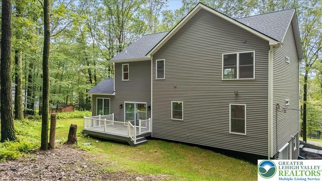 141 Lookout Court, Pocono Twp, PA 18332