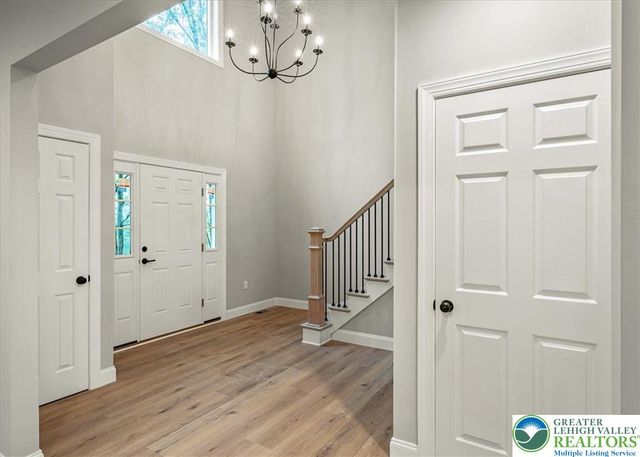 141 Lookout Court, Pocono Twp, PA 18332