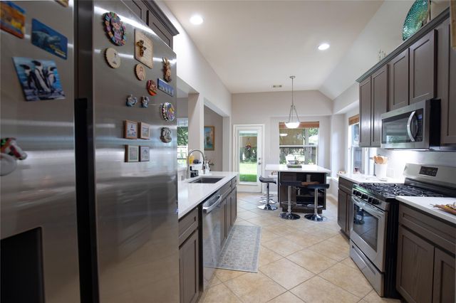 6002 Lakebluff, Katy, TX 77450