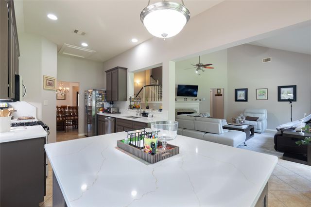 6002 Lakebluff, Katy, TX 77450