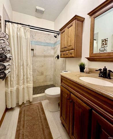 5307 E 1400 N Road, Syracuse, IN 46567