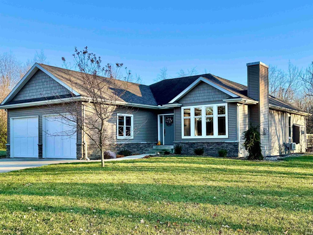 5307 E 1400 N Road, Syracuse, IN 46567