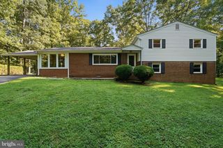 7205 SIGNAL HILL RD, Manassas, VA 20111