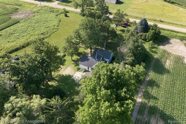 5949 Roach Road, Croswell, MI 48422