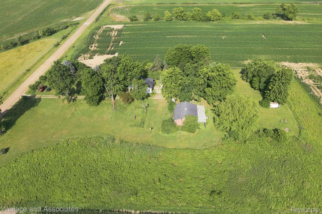 5949 Roach Road, Croswell, MI 48422