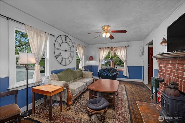 1233 W Birch Street, Shelton, WA 98584