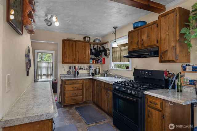 1233 W Birch Street, Shelton, WA 98584