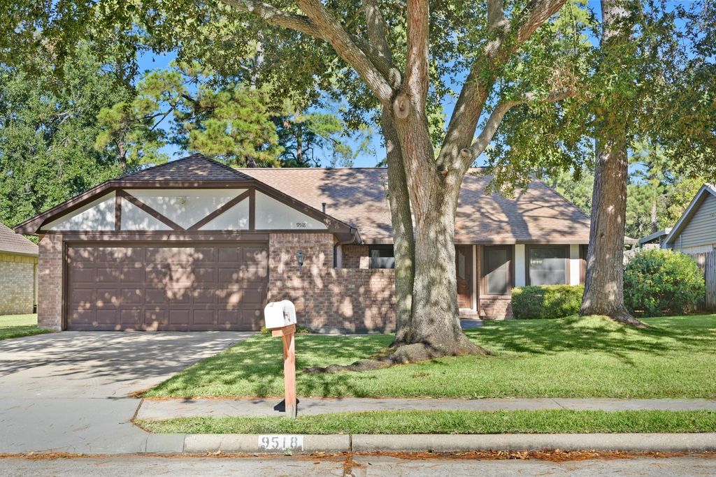 9518 Dundalk Street, Spring, TX 77379