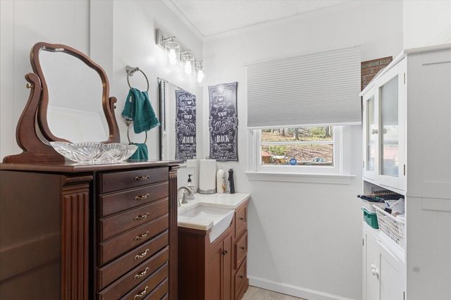 627 Mission Ridge Road, Rossville, GA 30741