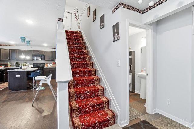 2244 Pine Valley Drive, Hamilton, OH 45013