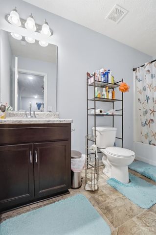 2244 Pine Valley Drive, Hamilton, OH 45013