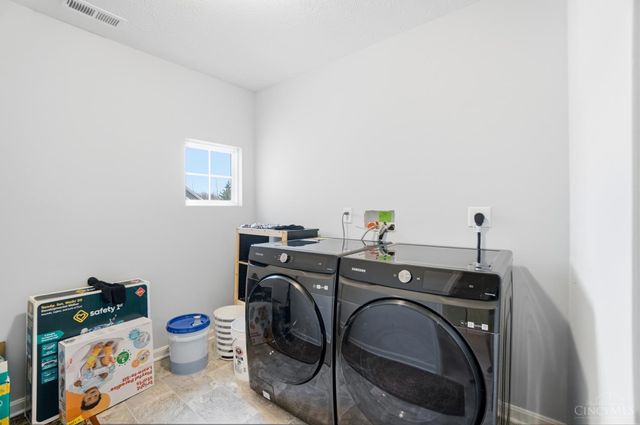 2244 Pine Valley Drive, Hamilton, OH 45013