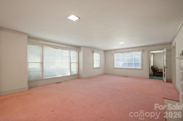 17 E Murray Street, Maiden, NC 28650