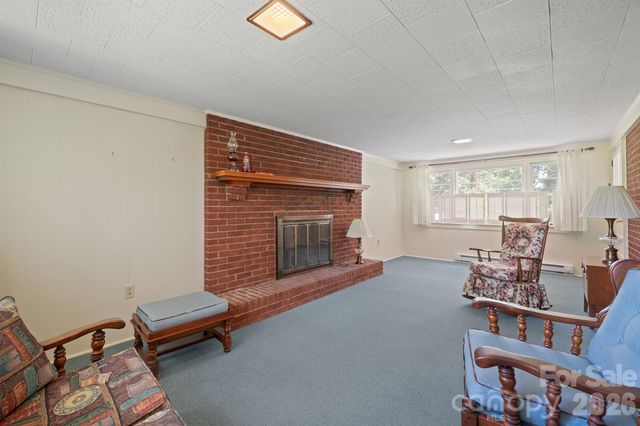 17 E Murray Street, Maiden, NC 28650