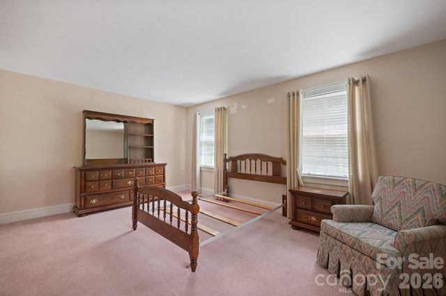 17 E Murray Street, Maiden, NC 28650