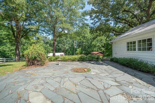 17 E Murray Street, Maiden, NC 28650