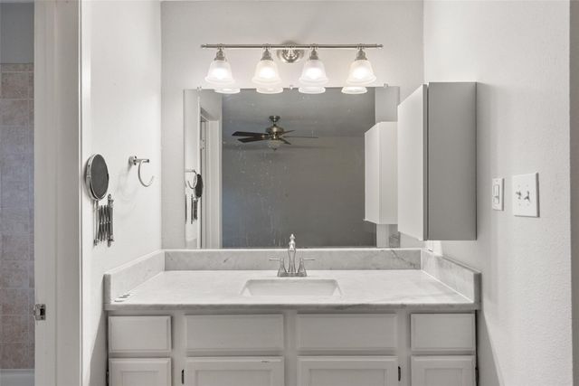 5604 Woodrow Ave 4, Austin, TX 78756