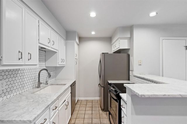 5604 Woodrow Ave 4, Austin, TX 78756