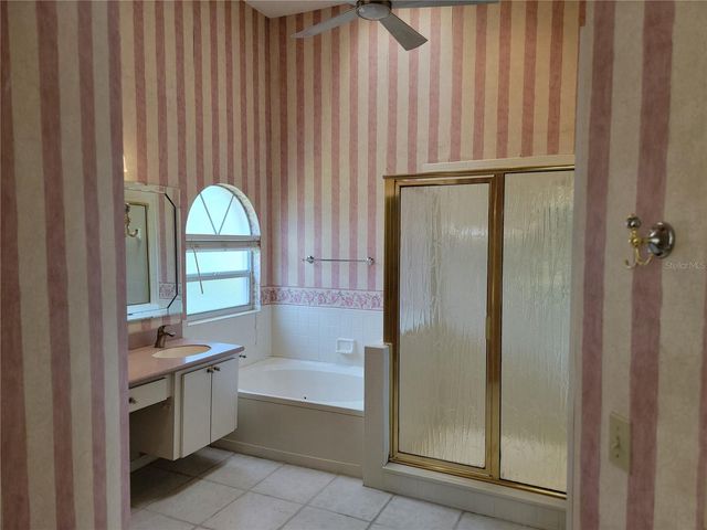 1602 YEOMANS PATH, Lakeland, FL 33809