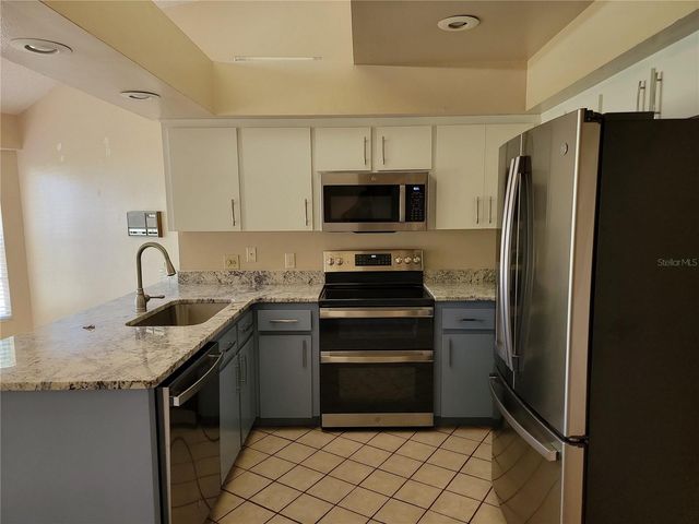 1602 YEOMANS PATH, Lakeland, FL 33809