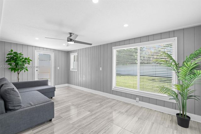 1912 NE 21st Avenue, Fort Lauderdale, FL 33305
