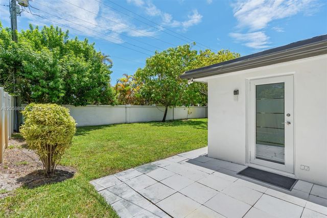 1912 NE 21st Avenue, Fort Lauderdale, FL 33305