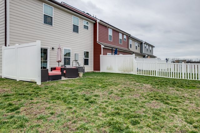 1232 Savannah Ave, Gallatin, TN 37066