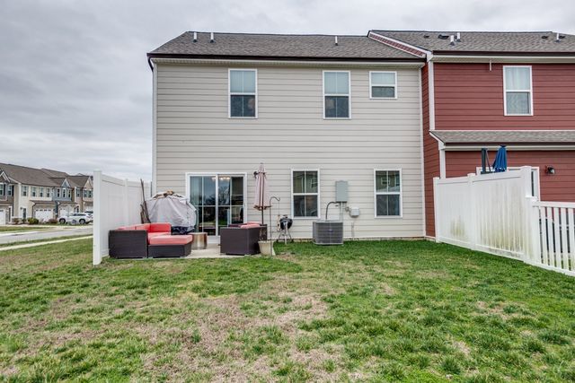 1232 Savannah Ave, Gallatin, TN 37066