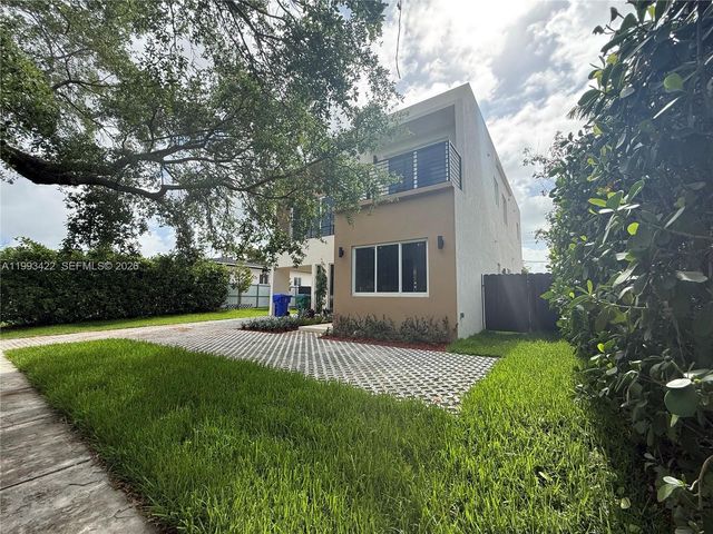1981 SW 33rd Ave, Miami, FL 33145