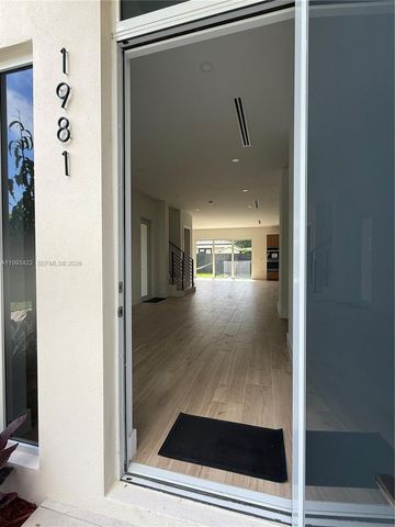 1981 SW 33rd Ave, Miami, FL 33145
