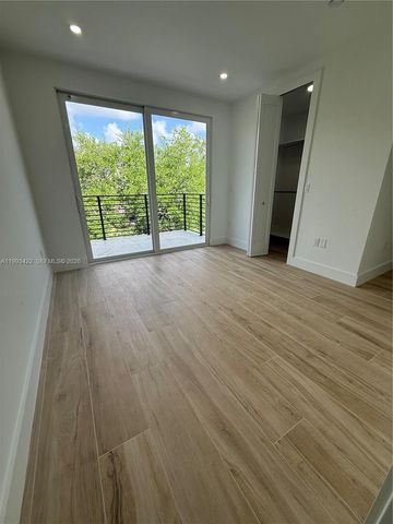 1981 SW 33rd Ave, Miami, FL 33145