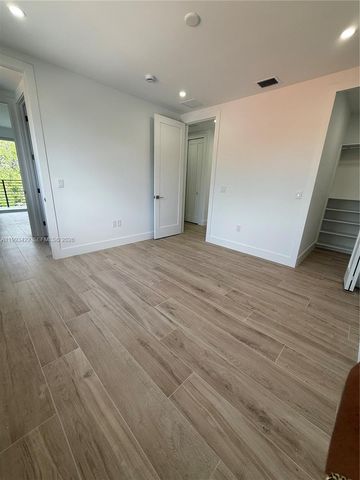 1981 SW 33rd Ave, Miami, FL 33145