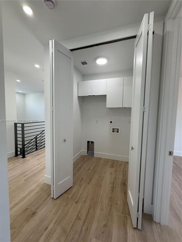 1981 SW 33rd Ave, Miami, FL 33145