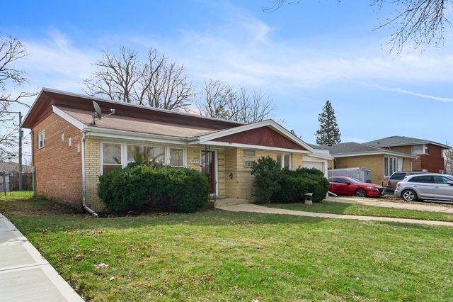 9829 S 51st Avenue, Oak Lawn, IL 60453