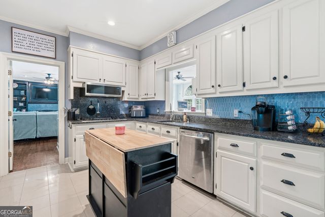 459 Yorkshire Drive, Macon, GA 31210