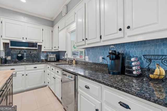459 Yorkshire Drive, Macon, GA 31210
