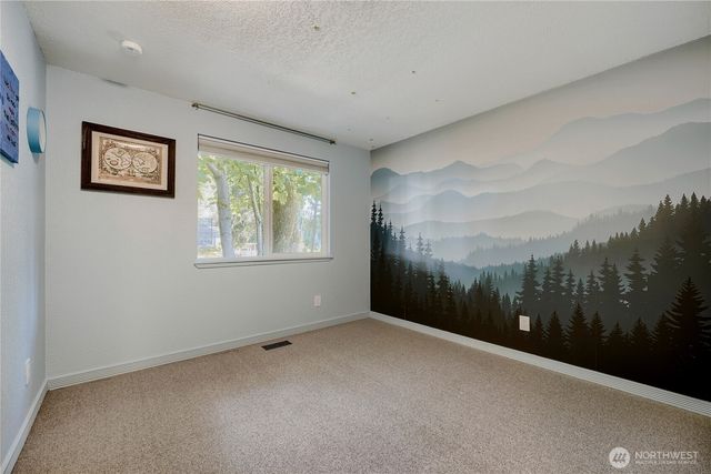 11821 SE 67th Place, Bellevue, WA 98006