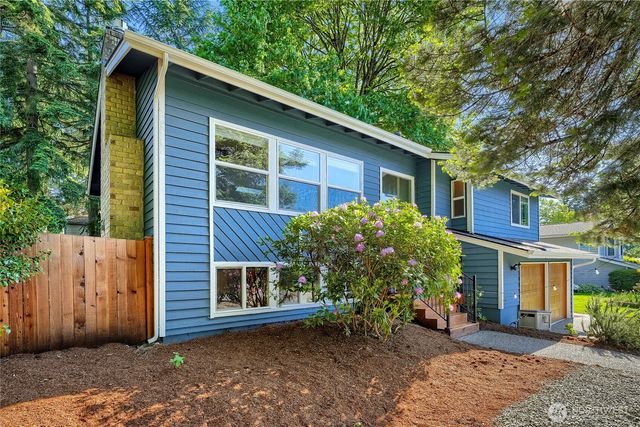 11821 SE 67th Place, Bellevue, WA 98006