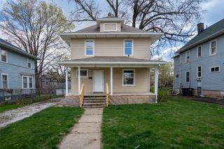 1915 8th Street, Des Moines, IA 50314