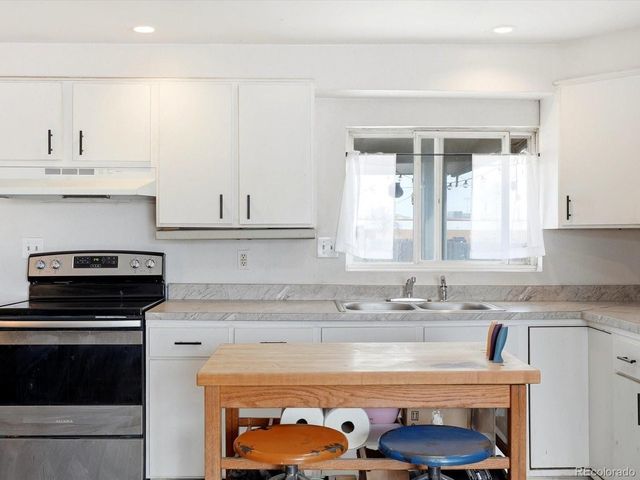 360 S 7th Ave, Brighton, CO 80601