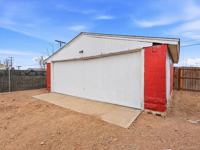 360 S 7th Ave, Brighton, CO 80601