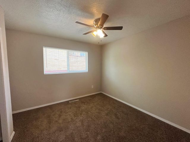 4518 MOUNTAIN Road NE, Albuquerque, NM 87110