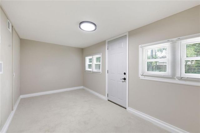 4734 Mission Road, Roeland Park, KS 66205