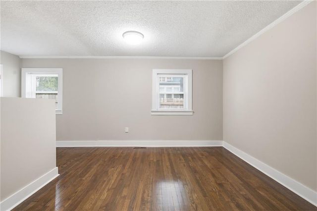 4734 Mission Road, Roeland Park, KS 66205