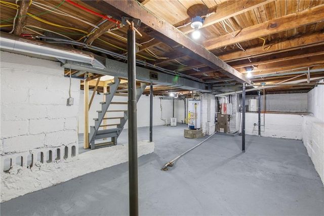 4734 Mission Road, Roeland Park, KS 66205