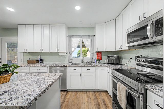 2345 W CALLE IGLESIA Avenue, Mesa, AZ 85202