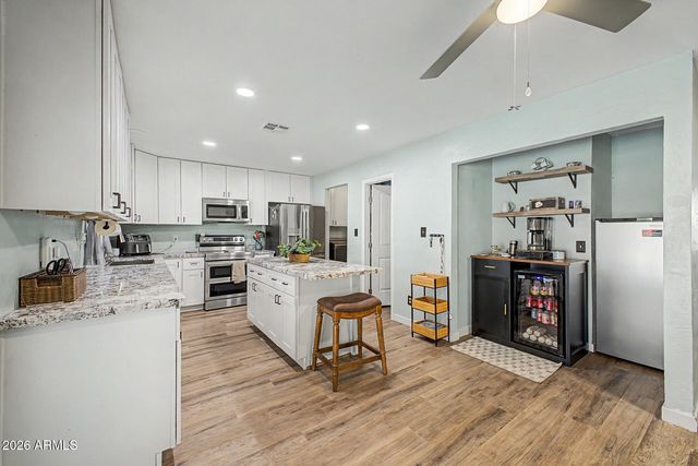 2345 W CALLE IGLESIA Avenue, Mesa, AZ 85202