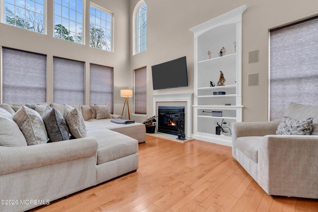 15 Rockspray Court, Howell, NJ 07731